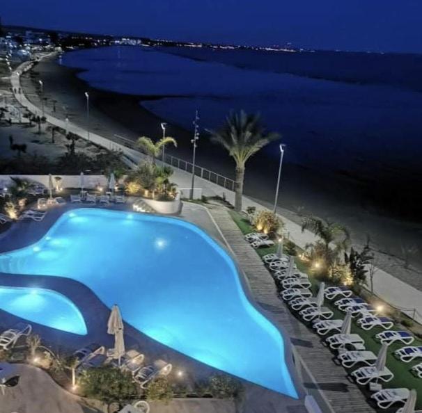 Lebay Beach Hotel Larnaca Esterno foto