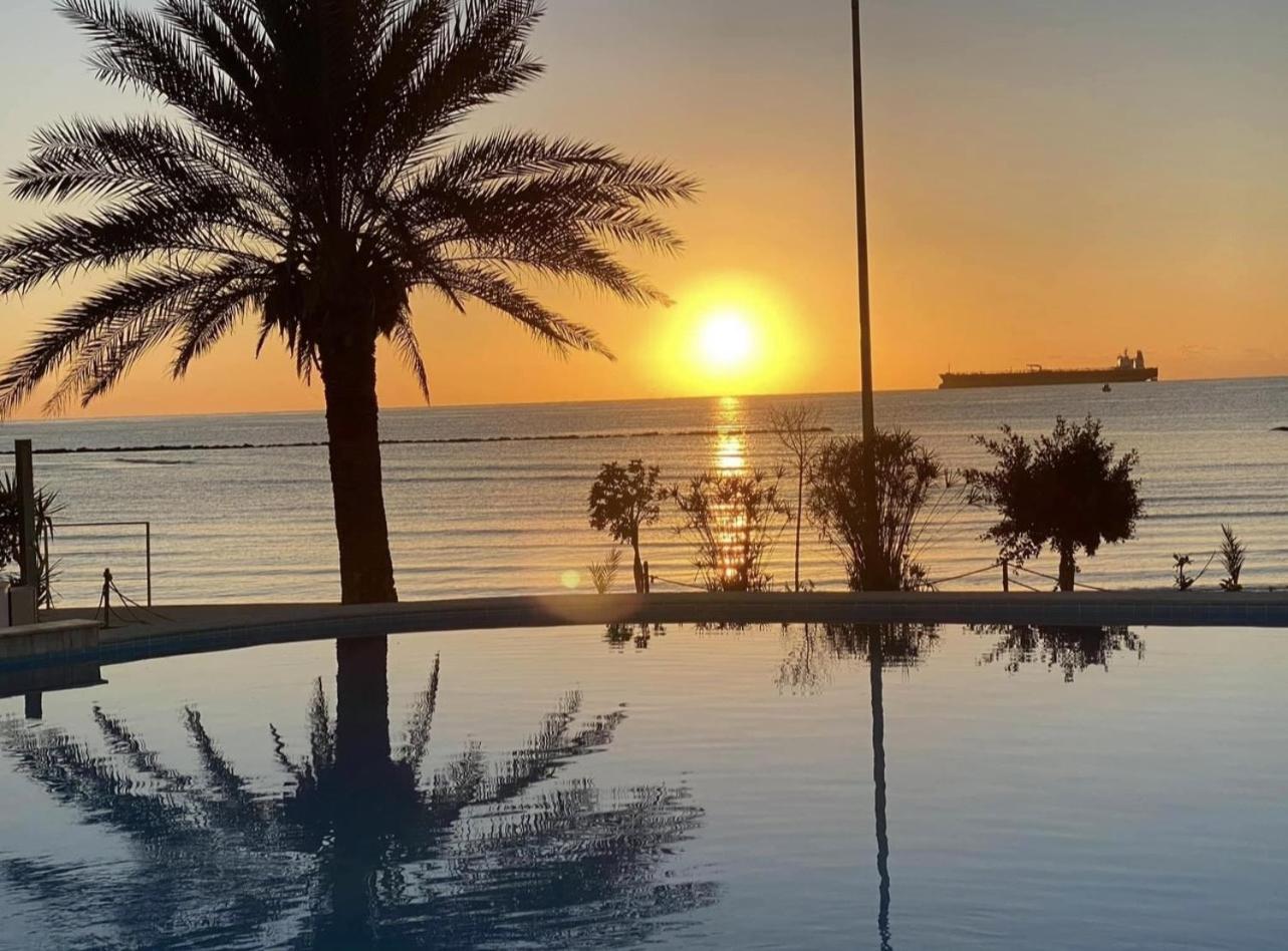 Lebay Beach Hotel Larnaca Esterno foto